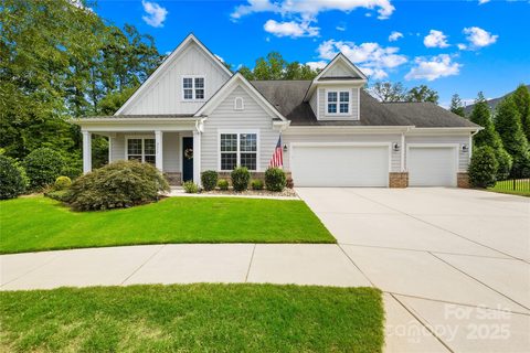 8515 Shadetree Street sold home in Cobblestone Manor, Huntersville, NC