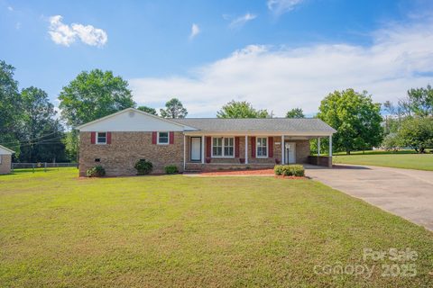 106 Plantation Drive sold home in White Plains, Kings Mountain, NC