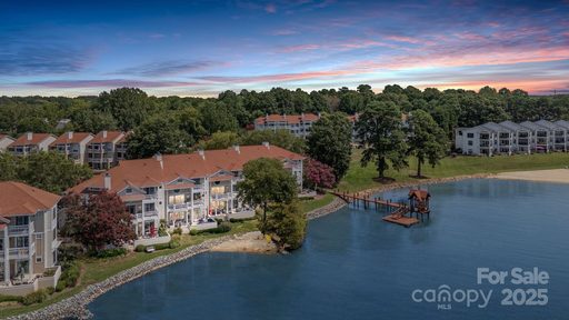 Previously sold for $779,100