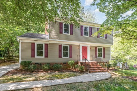 3031 Heathcroft Court sold home in Norcroft, Charlotte, NC