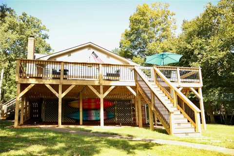 1136 Riverwood Drive sold home in Riverwood, Lexington, NC