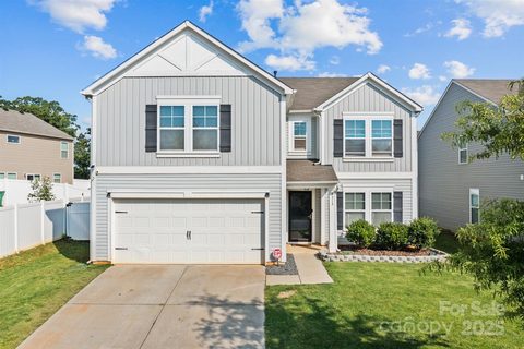 4313 Gibbon Crossing Drive sold home in Gibbon Crossing, Charlotte, NC