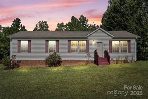 138 Dayton Road sold home in Sunset Valley, Dallas, NC