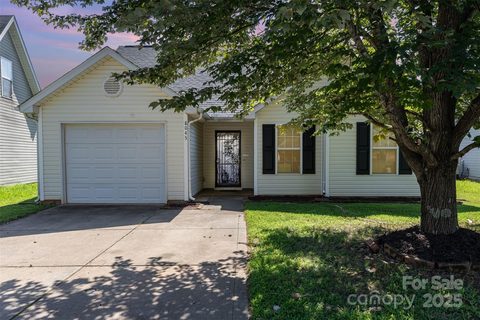 8045 Mcgarry Trail sold home in Hathaway Hills, Charlotte, NC