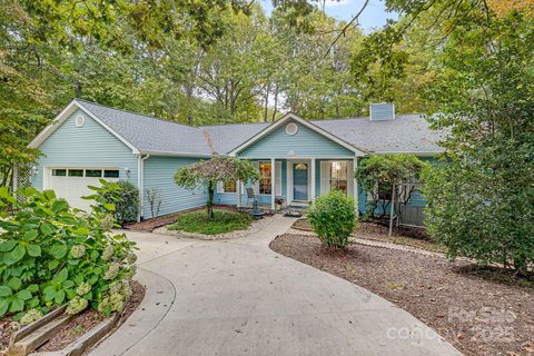 141 Foothills Drive sold home in Hidden Hills, Hendersonville, NC