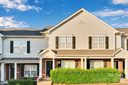10456 Stokeshill Court sold home in Pineville, SC