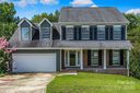 12662 Woodside Falls Road sold home in Pineville, SC