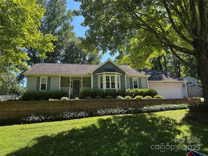 809 Deer Path Place sold home in White Oaks Acres, Mooresville, NC