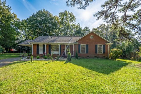 6705 Easton Place