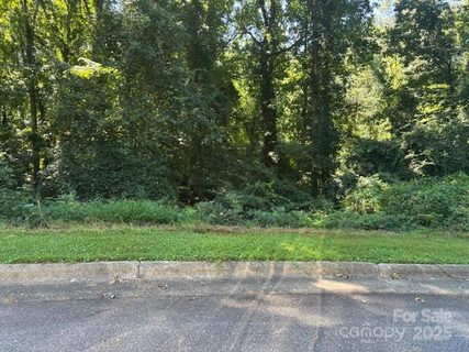 821 831 16th Avenue Lane sold lot in Forest Park, Hickory, NC