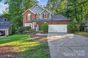 9238 Heritage Woods Place sold home in Charlotte, SC