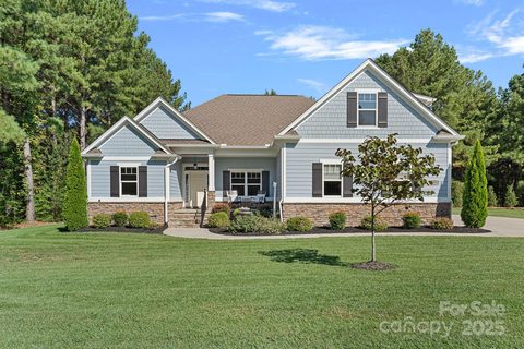 5991 Tipperary Drive sold home in Killian Crossing, Denver, NC