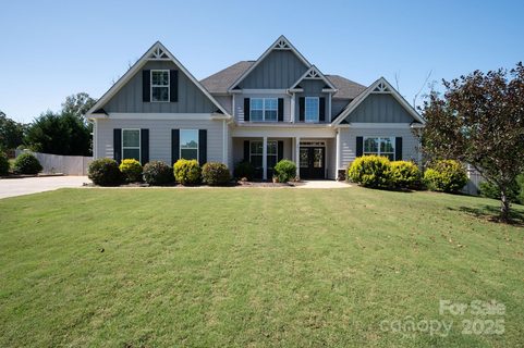 2613 Lakefront Drive sold home in Lakefront Woods, Belmont, NC