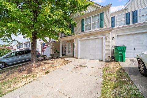 5334 Esther Lane sold townhome in Summerville, Charlotte, NC