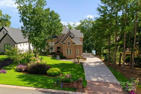 3251 Lake Pointe Drive