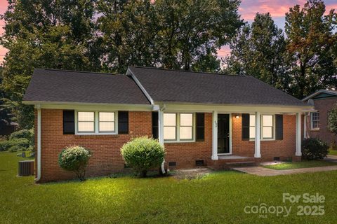 509 Scottsbrook Drive sold home in Virginia Manor, Charlotte, NC
