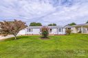 445 Riverwind Drive sold home in Hendersonville, SC