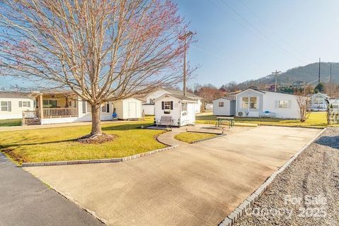 39 Polka Lane sold home in Summer Place, Waynesville, NC