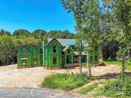 4658 Sugar Plum Lane pending home in Cachet Of Davidson, Davidson, NC