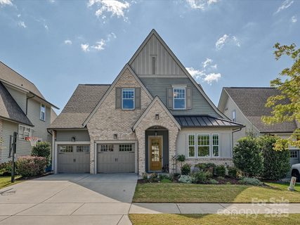 423 Rocking Chair Lane