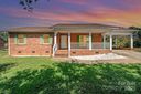 2102 2nd Avenue sold home in Hickory, SC