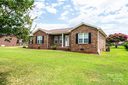3808 River Road sold home in Hickory, SC