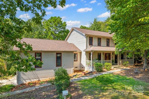 25011 Club View Drive active home in Tega Cay, Tega Cay, SC