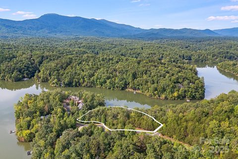 1140 Laurel Crest Lane