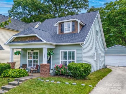 1228 Rising Oak Drive sold home in The Park At Oaklawn, Charlotte, NC