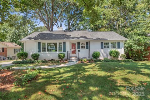 1123 Norland Road