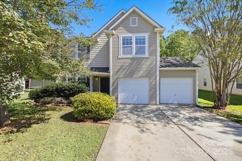 2060 Lake Vista Drive sold home in Kellys Landing, Mount Holly, NC