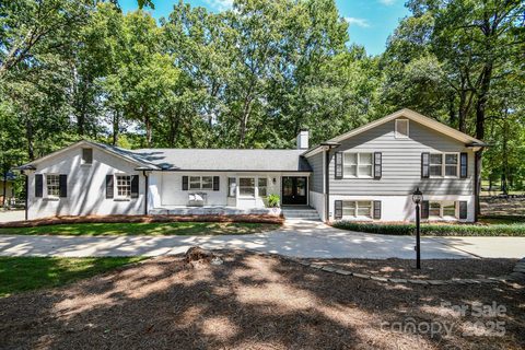 2632 Rolling Hills Drive sold home in Country Club Estates, Monroe, NC