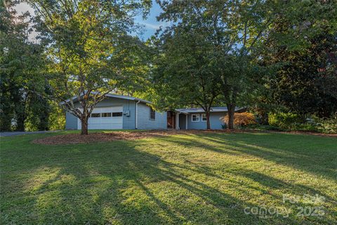 38 Faircrest Road sold home in Kimberly Woods, Asheville, NC