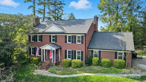 428 Spruce Place sold home in Winecoff Hills, Concord, NC