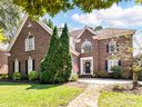 18833 Dembridge Drive sold home in Davidson, SC