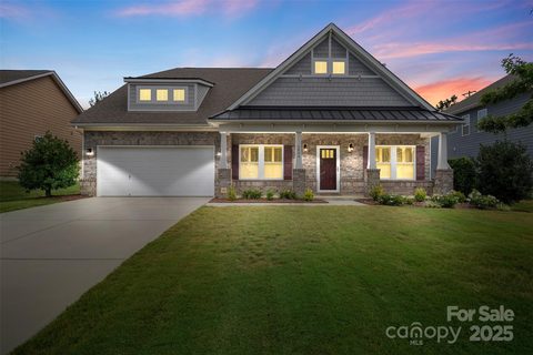 2934 Hiddenbrook Way sold home in Heritage Hall, Fort Mill, SC