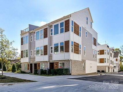 345 E Cama Street sold home in Loso Terraces, Charlotte, NC