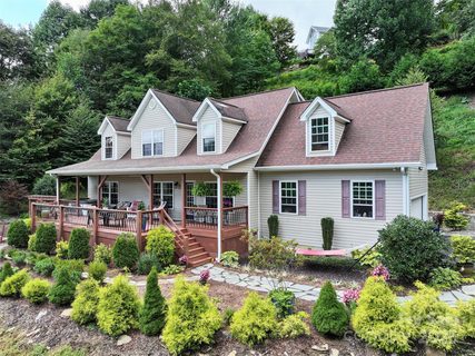 202 Inverness Drive sold home in Junaluska Highlands, Waynesville, NC