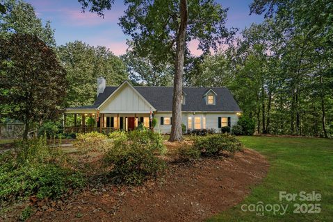 7218 Alexander Farm Road sold home in Village Lake, Monroe, NC