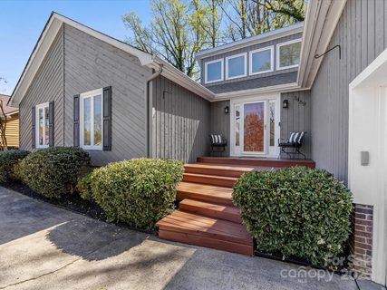 3489 Lake Shore Road