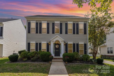 6734 Tanners Creek Drive
