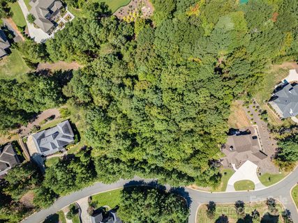 3200 Lake Pointe Drive