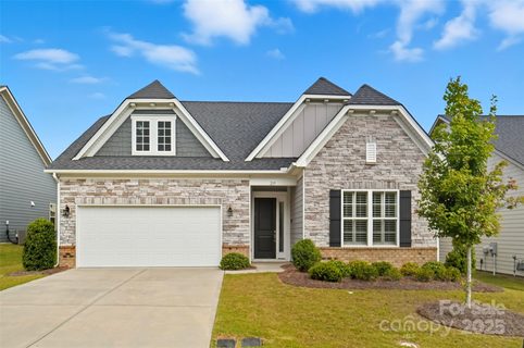 219 Pintail Drive pending home in Pinnacle At Wesley Chapel, Monroe, NC