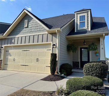 119 Canter Lane active townhome in Johnson Manor, Mooresville, NC