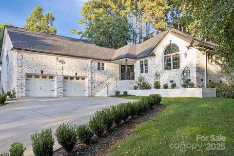 627 Beaten Path Road sold home in Shavenders Bluff, Mooresville, NC