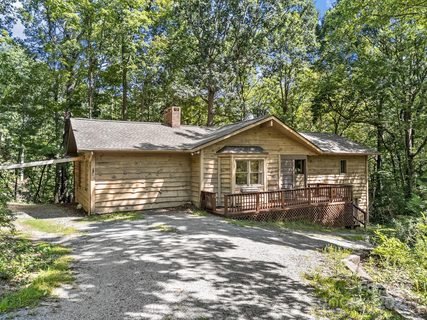 423 Dogwood Trail sold home in Gillette Woods, Tryon, NC