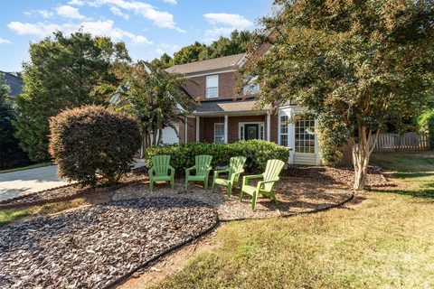1012 Bancroft Court