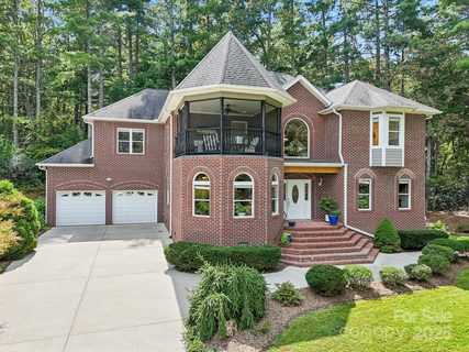 Homes in Corbran Woods, Fairview