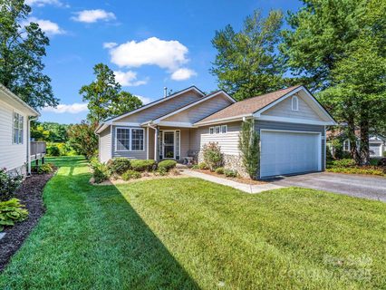 267 Highland Golf Drive sold home in Highland Golf Villas, Flat Rock, NC