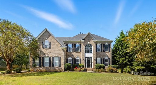 1121 Yarrow Street sold home in Chestnut, Matthews, NC